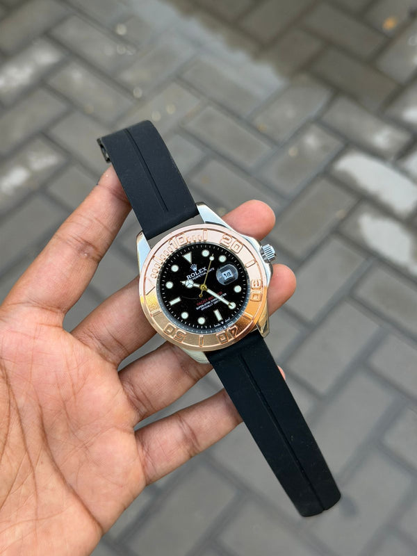 Classic Heritage honeycomb light blue dial steel watch with presentation box